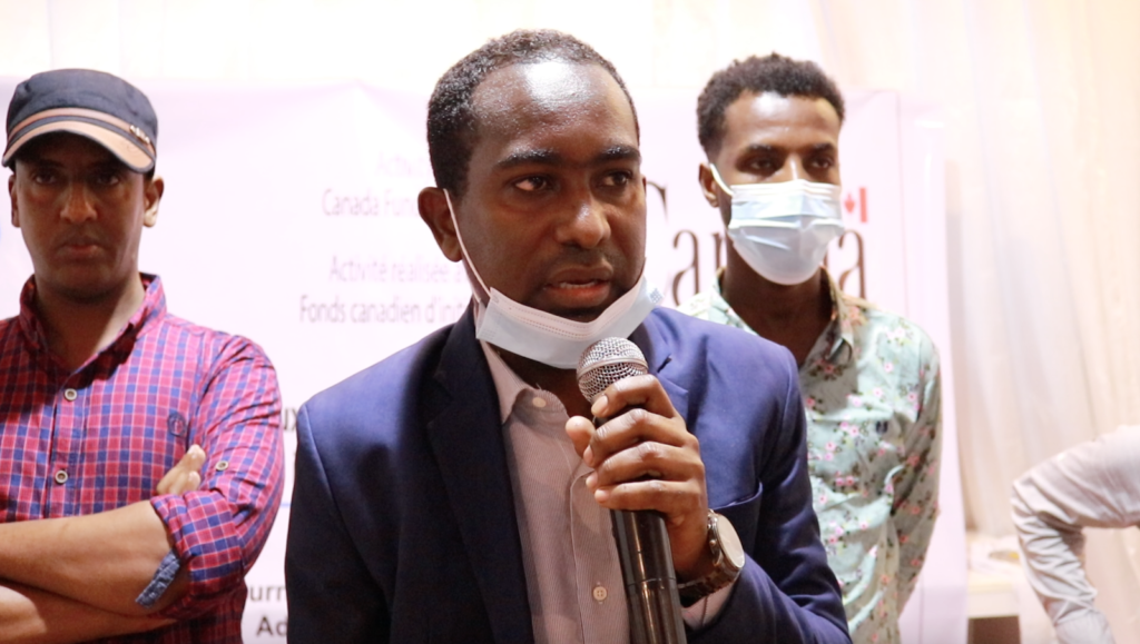 SJS Secretary General, Abdalle Ahmed Mumin speaks at the end of a three-day training on media freedom and safety in Mogadishu on Monday 16 August 2021. | PHOTO CREDIT/SJS.