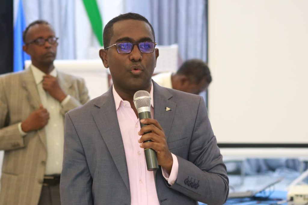 SJS Secretary-General, Abdalle Ahmed Mumin speaks during the three-day human rights journalism training in Mogadishu. | PHOTO/SJS.