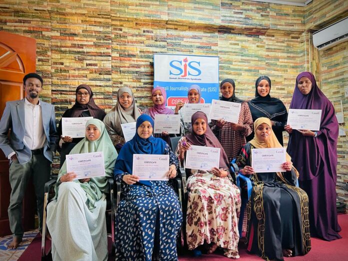 SJS Women journalists complete training and pose for a group photo in Mogadishu on Monday 22 January, 2024. | PHOTO/ SJS.